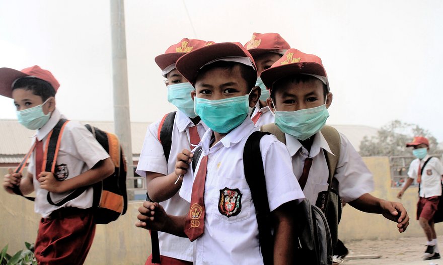 Pembelajaran Tatap Muka Dimulai, Siswa Harus Pakai Masker yang Benar